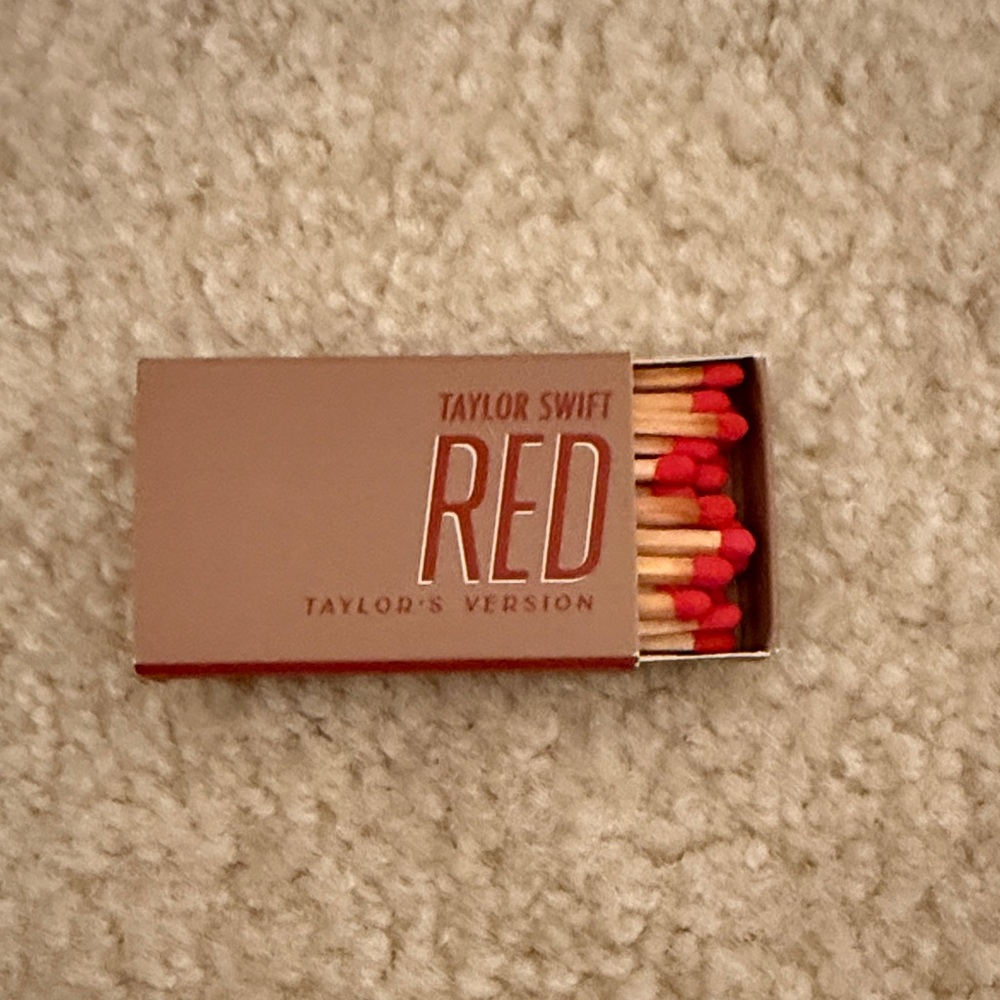 Taylor Swift Red Matchbox